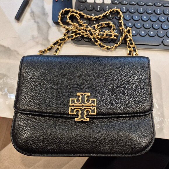 Tory Burch Handbags - Tory Burch Black Pebbled Leather Shoulder Bag with Gold Logo & Chain